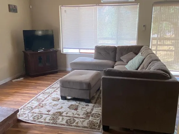 2128 Arrowhead St, Copperopolis, CA 95228