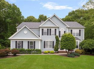 322 Sleepy Hollow Farm Rd, Warwick, RI 02886