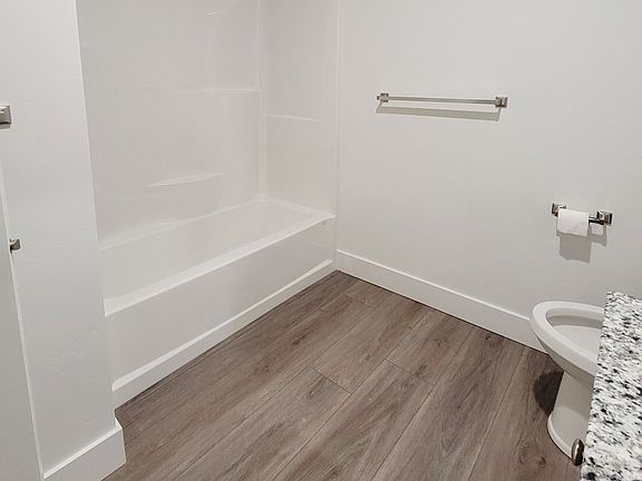 5th image of 3612 E Gample Ave #4