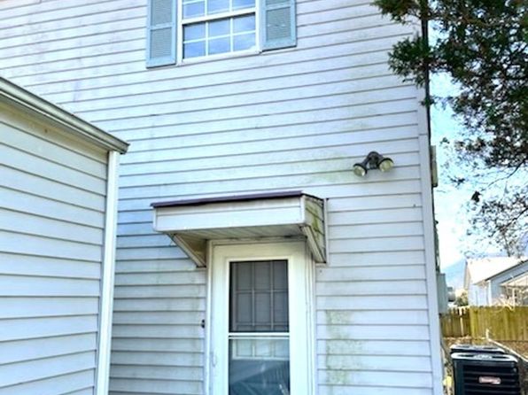 106 133rd St APT A