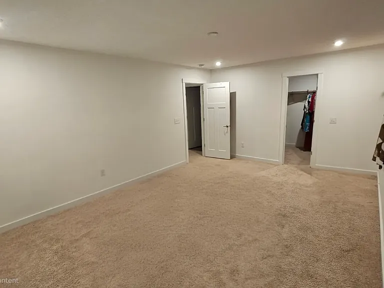 160 Magnolia Ln — Photo 1