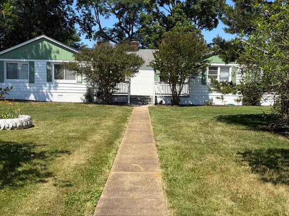 109 Washington St NE, Leesburg, VA 20176