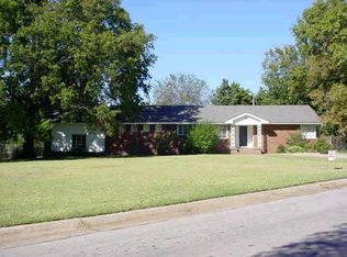 1201 N Campbell Rd, Oklahoma City, OK 73111