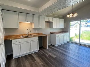 122 Norwich Dr, Rochester, NY 14624