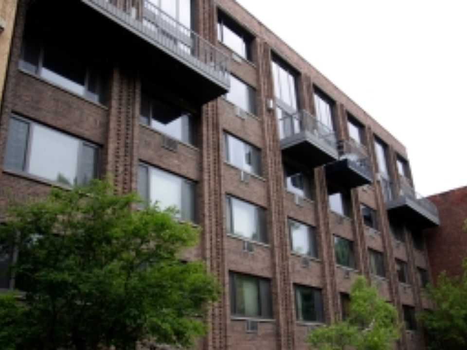 1st image of 644 W Arlington Pl APT 2I