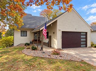 1223 Brandywine Rd, Crown Point, IN 46307