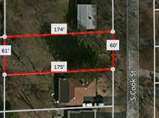 732 S Cook St, Barrington, IL 60010