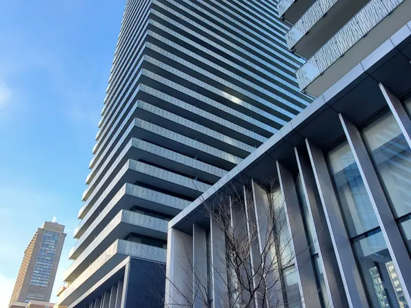 42 Charles St E, Toronto, ON