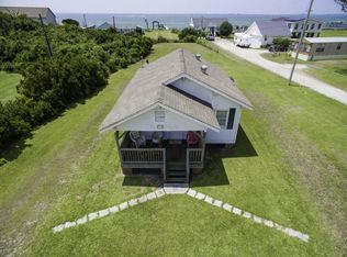 818 Harker Island Rd, Harkers Island, NC 28513