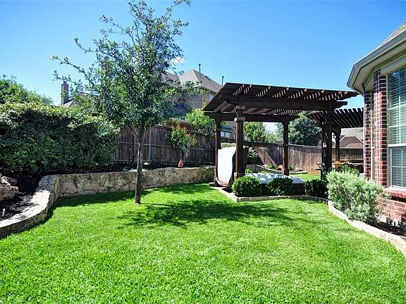 5th image of 12571 Pleasant Hill Ln