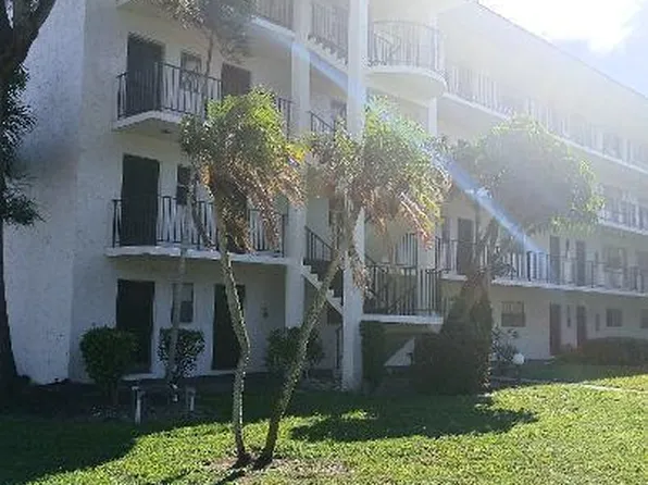 3330 SPANISH MOSS Terrace #110, Lauderhill, FL 33319