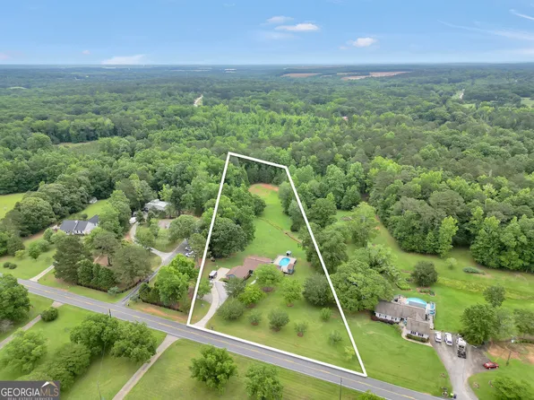 112 N Walkers Mill Rd, Griffin, GA 30223