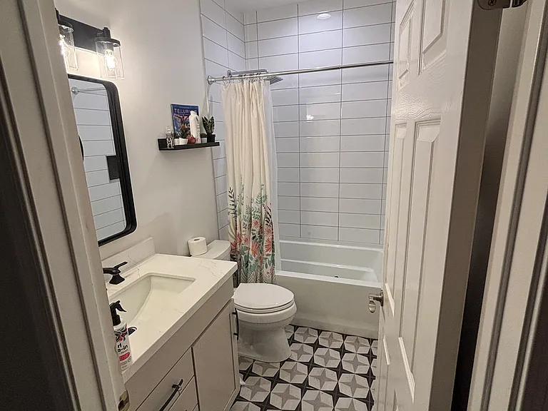 1228 E Bluefield Ave — Photo 1