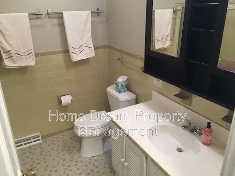 842 Spring Valley Dr #A2 — Photo 5
