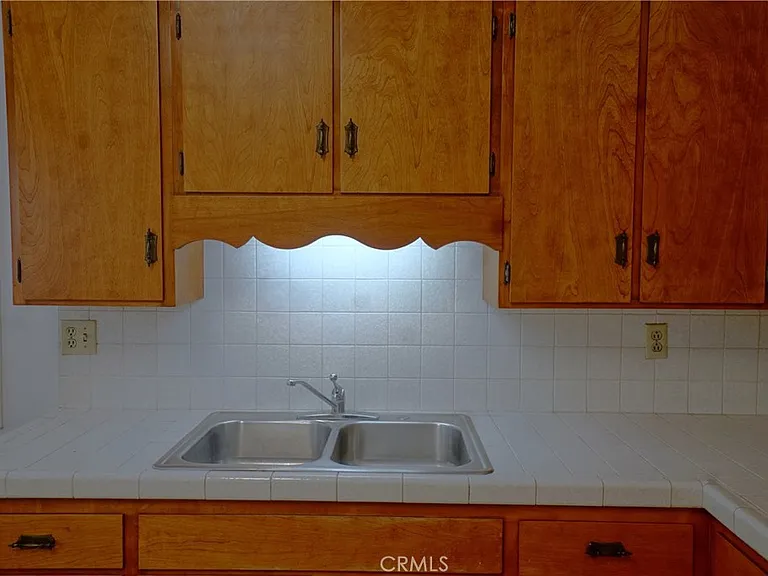 3750 Taft St — Photo 11
