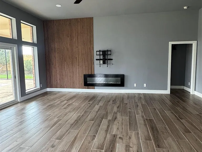 6330 Bear Creek Ct — Photo 9