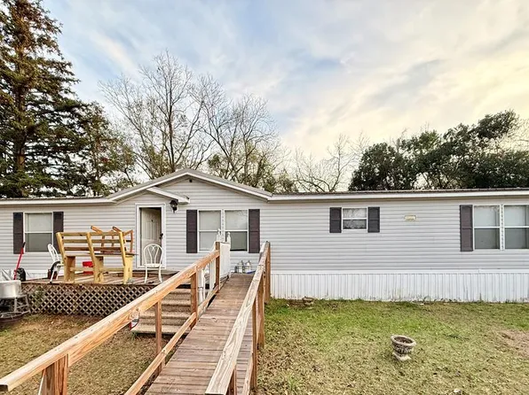 326 N Robinson St, Lenox, GA 31637