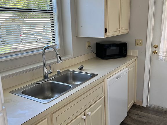 3rd image of 3233 SE 110th St #45