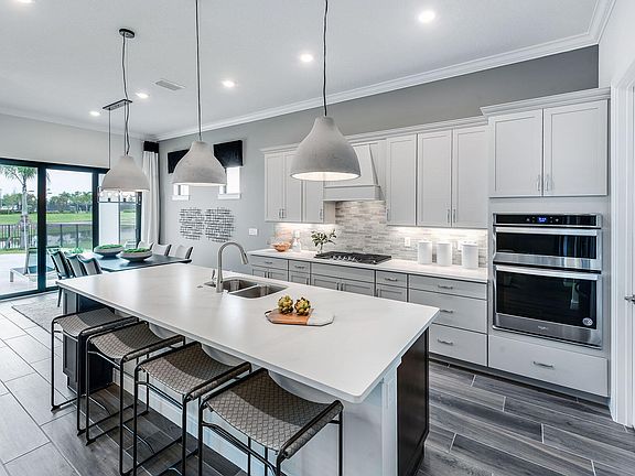 7th image of this home