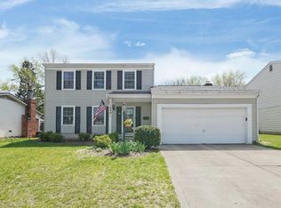 1689 Peardale Rd N, Columbus, OH 43229