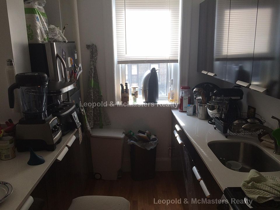 2nd image of 35 Park Dr APT 3A