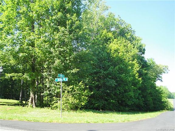 4th image of 416 Bellingshire Dr
