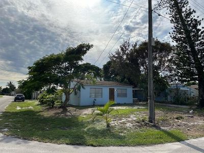 2772 Ohio Street, West Palm Beach, FL, 33406
