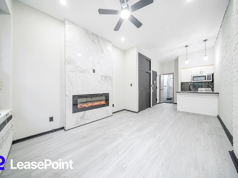 1st image of 309 W 43rd St APT 1B