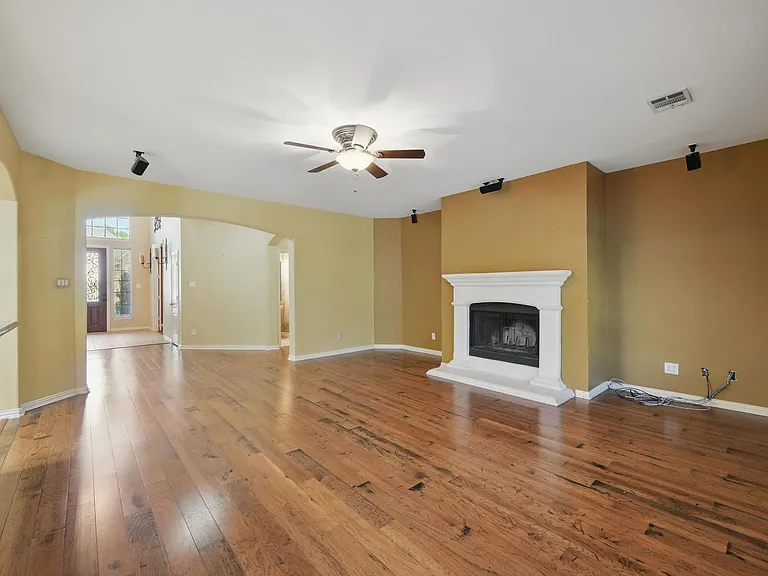 1805 Southwicke Dr — Photo 8