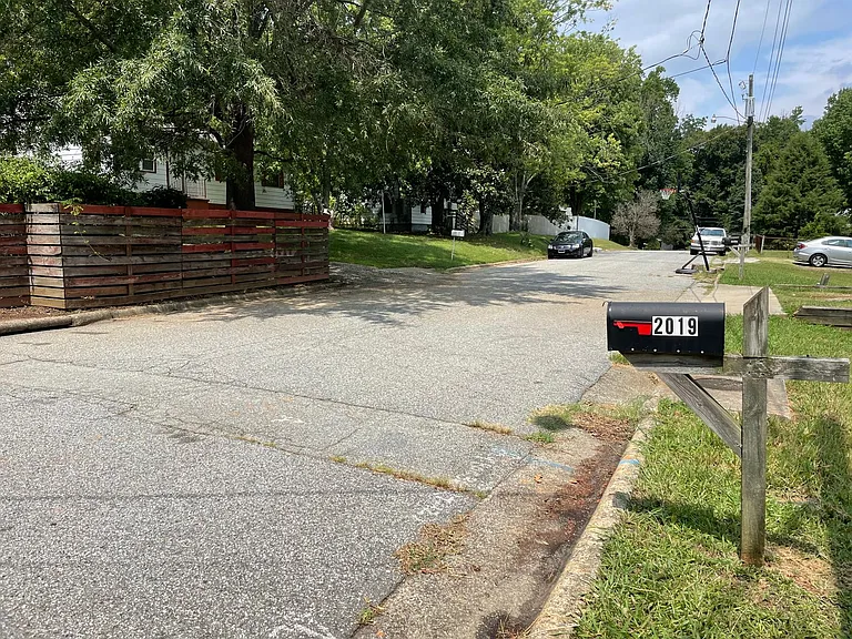 2019 Rath St — Photo 23
