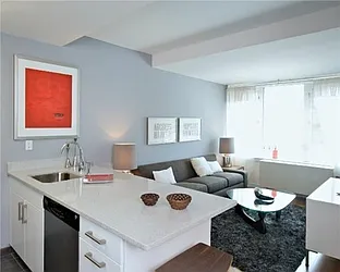 Rented by R New York