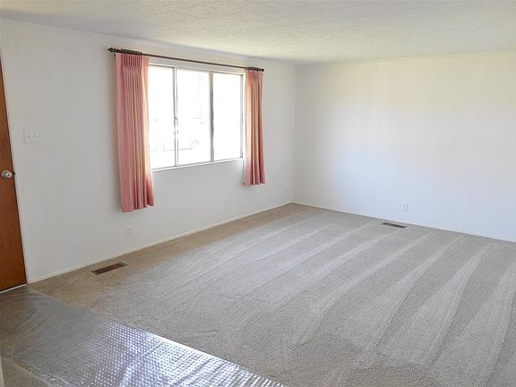 3rd image of 59579 Lee Ave