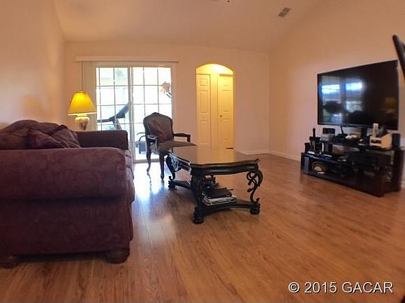 NO CARPET