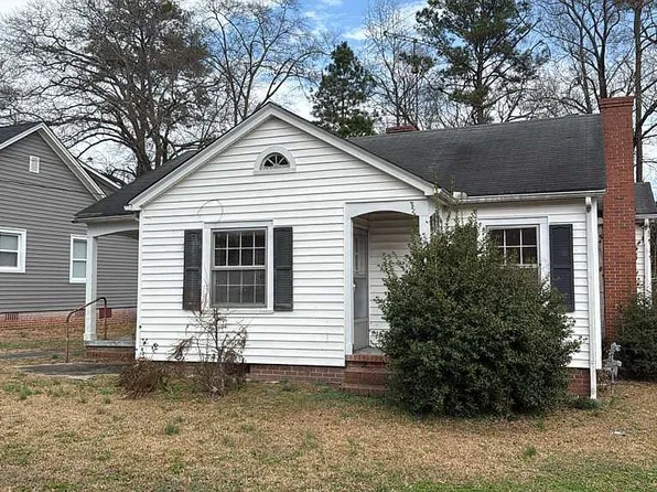 1313 Holman St, Kinston, NC 28501