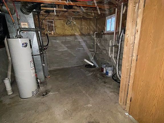 2nd image of 858 Gulliver Dr