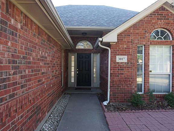 2nd image of 3017 Whitehall Ln