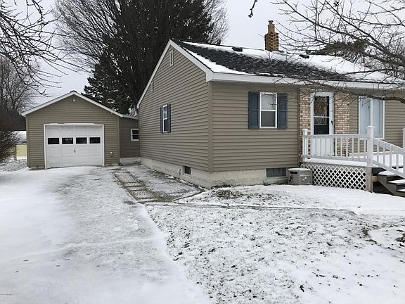 2nd image of 925 Pine St
