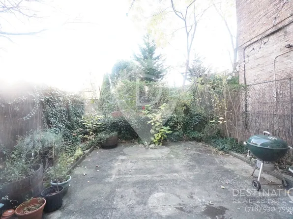 191 Kingston Avenue image 6 of 15