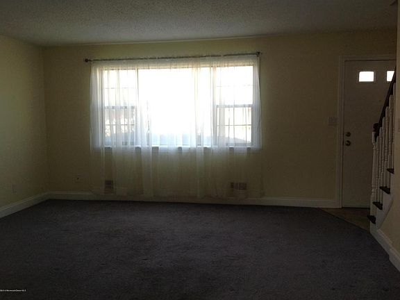 5th image of 470 Rena Ct