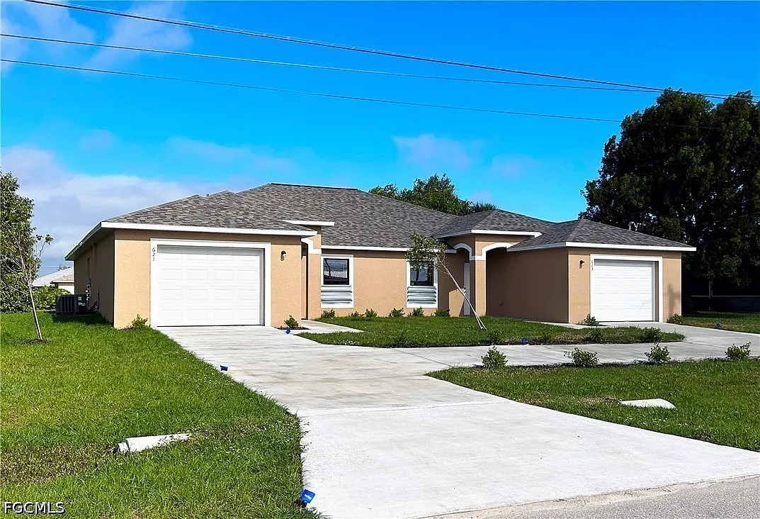 3 bed, 2.0 bath, 1200 sqft, $1,600 — Photo 2
