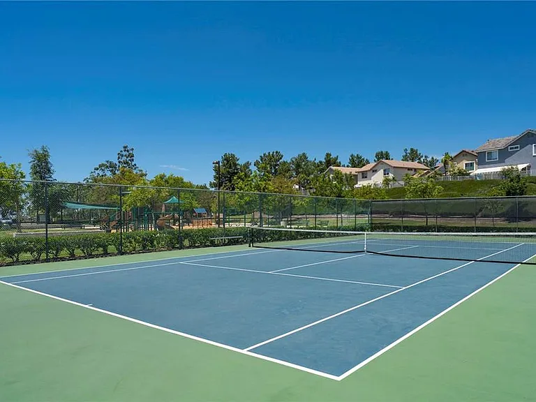Tennis court is also available in condo complex, with 2 more courts in the park that is directly across the street.