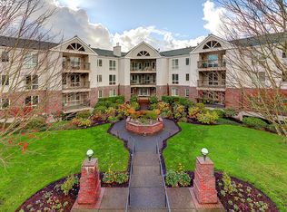15530 NE Knott St UNIT 40, Portland, OR