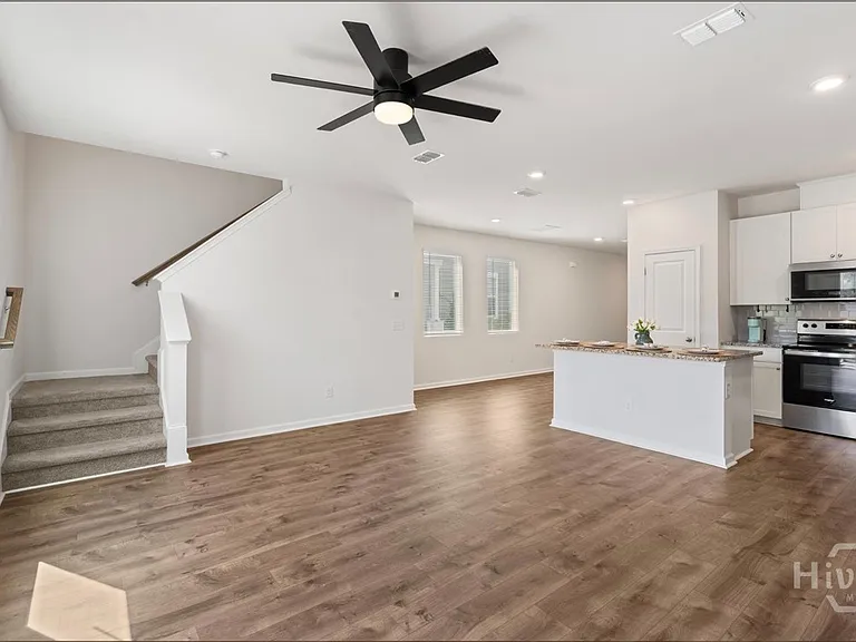 149 Benelli Dr — Photo 9