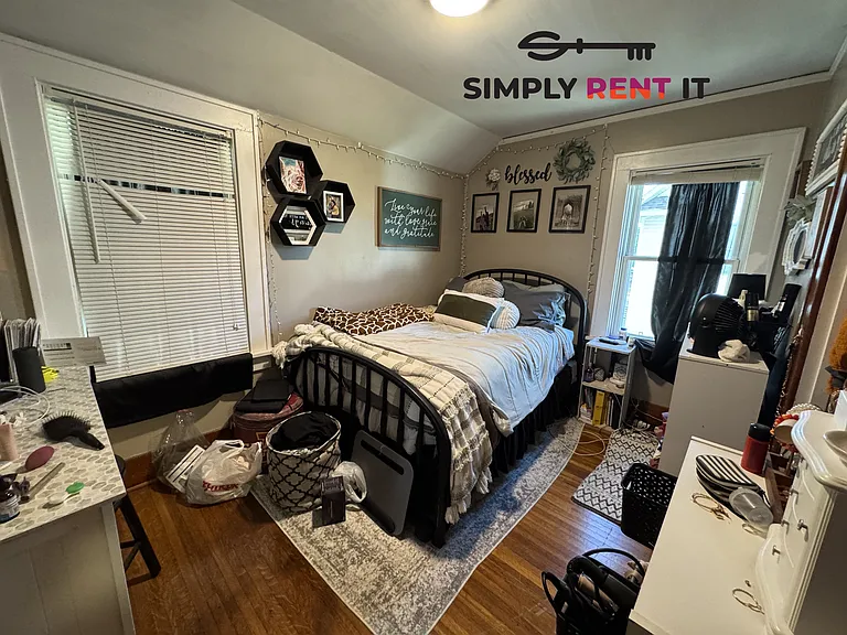 532 Hayward Ave — Photo 19