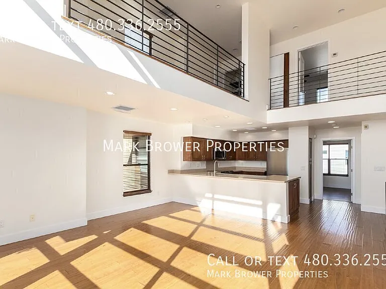 1300 W 5th St #1005 — Photo 4