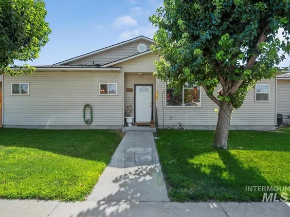 1102 E Connecticut Ave, Nampa, ID 83686
