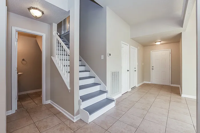 14002 Whitehurst Cir SW — Photo 4