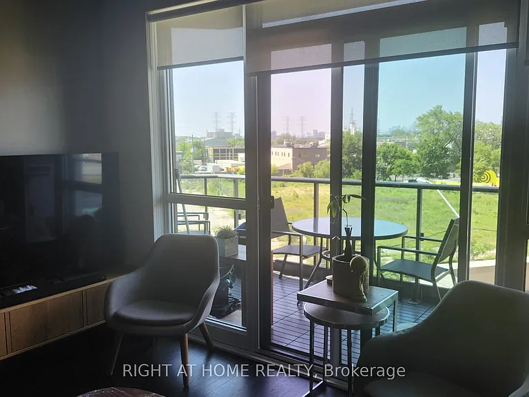 160 Vanderhoof Ave #306 — Photo 18