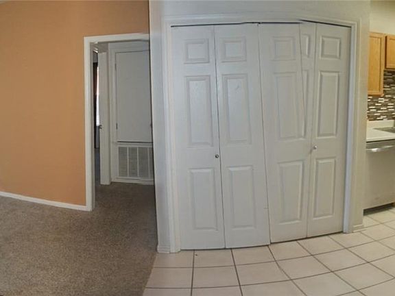 5th image of 5205 Daybreak Cir