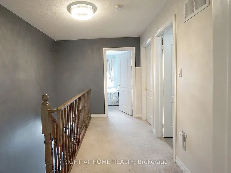 15 Magdalene Cres — Photo 26